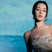 迪丽热巴写真壁纸